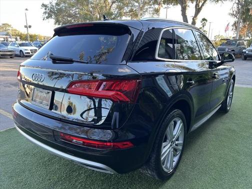 2020 Audi Q5 45 Premium Plus