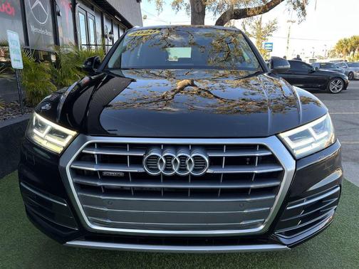 2020 Audi Q5 45 Premium Plus