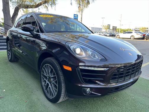 2017 Porsche Macan Base