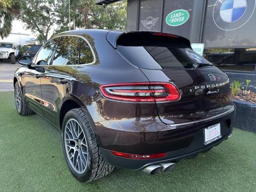 2017 Porsche Macan Base