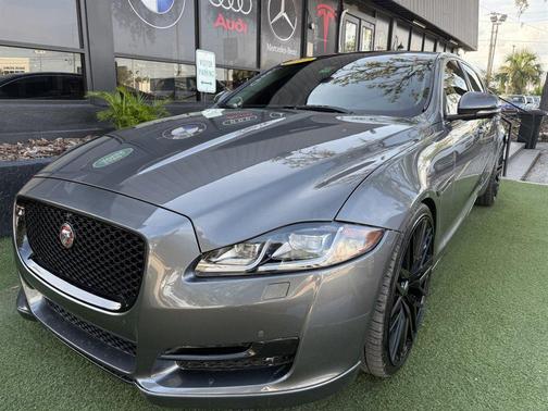 2017 Jaguar XJ XJL Portfolio