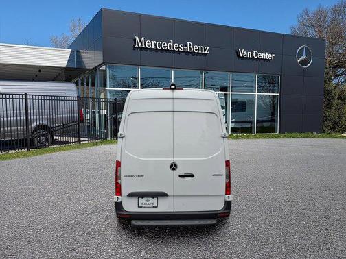 Arctic White 2025 Mercedes-Benz Sprinter 2500 High Roof