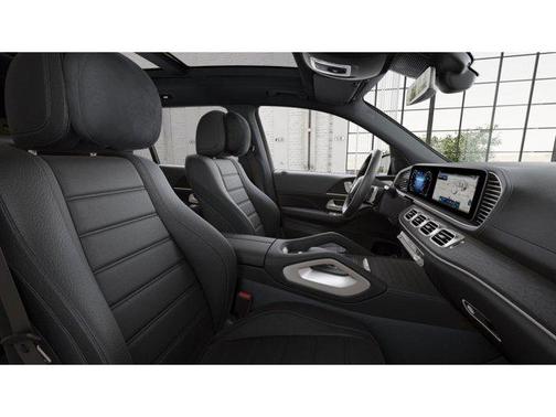 2025 Mercedes-Benz GLS 580 4MATIC