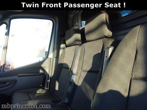2025 Mercedes-Benz Sprinter 2500 High Roof