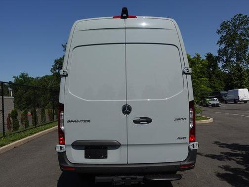 2025 Mercedes-Benz Sprinter 2500 High Roof