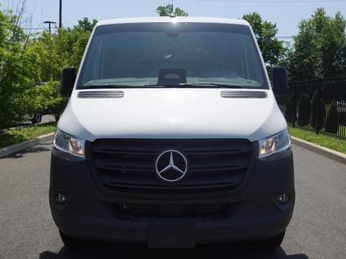 2025 Mercedes-Benz Sprinter 2500 Standard Roof
