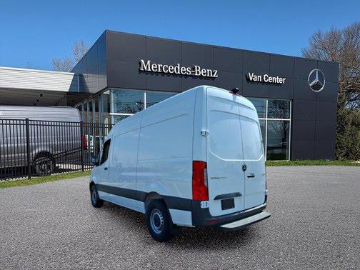 Arctic White 2026 Mercedes-Benz Sprinter 2500 Standard Roof