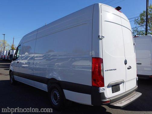 2024 Mercedes-Benz Sprinter 2500 High Roof