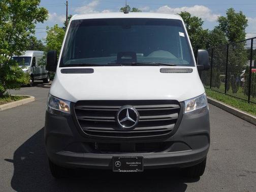 2025 Mercedes-Benz Sprinter 2500 Standard Roof