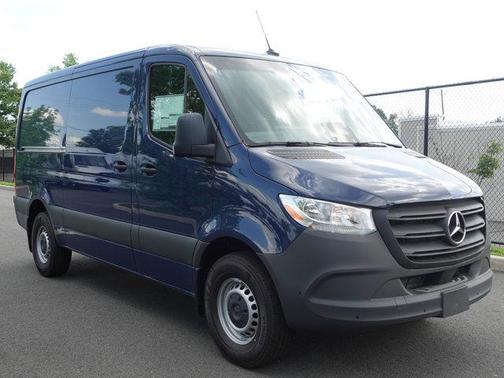 2025 Mercedes-Benz Sprinter 2500 Standard Roof