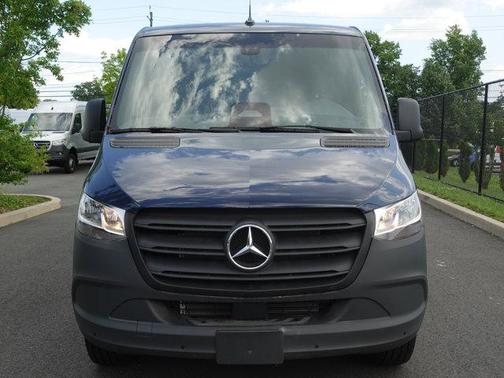 2025 Mercedes-Benz Sprinter 2500 Standard Roof