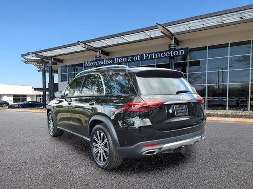 Obsidian Black Metallic 2024 Mercedes-Benz GLE 350 4MATIC