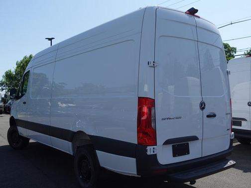 2025 Mercedes-Benz Sprinter 2500 High Roof