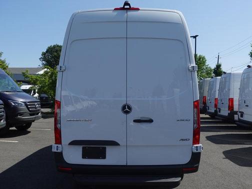 2025 Mercedes-Benz Sprinter 2500 High Roof