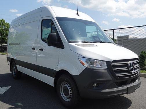 2025 Mercedes-Benz Sprinter 2500 Standard Roof