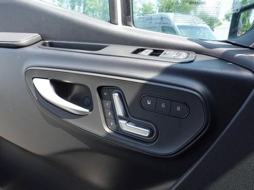 2025 Mercedes-Benz Sprinter 2500 Standard Roof