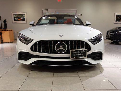 2023 Mercedes-Benz AMG SL 43 Base