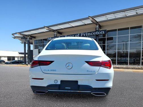 2022 Mercedes-Benz CLA 250 4MATIC