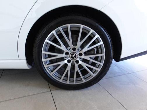 2022 Mercedes-Benz CLA 250 4MATIC