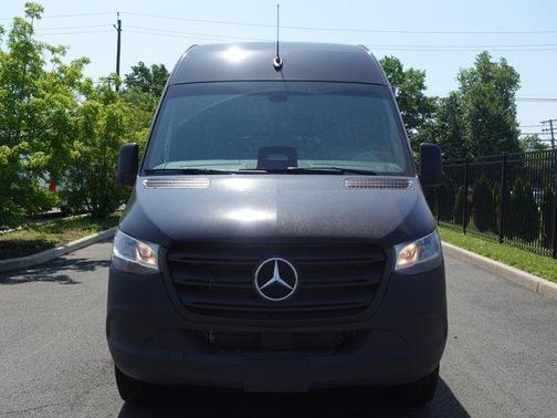 2025 Mercedes-Benz Sprinter 2500 High Roof