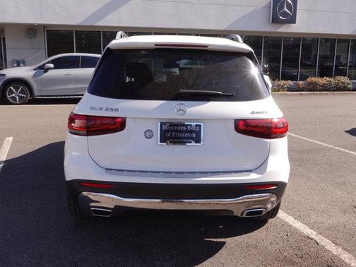 2022 Mercedes-Benz GLB 250 4MATIC