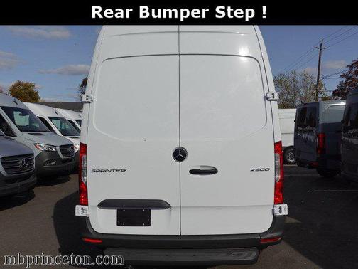 2025 Mercedes-Benz Sprinter 2500 High Roof