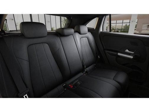 Polar White 2026 Mercedes-Benz GLA 250 4MATIC