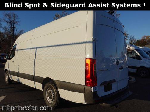 2025 Mercedes-Benz Sprinter 2500 High Roof