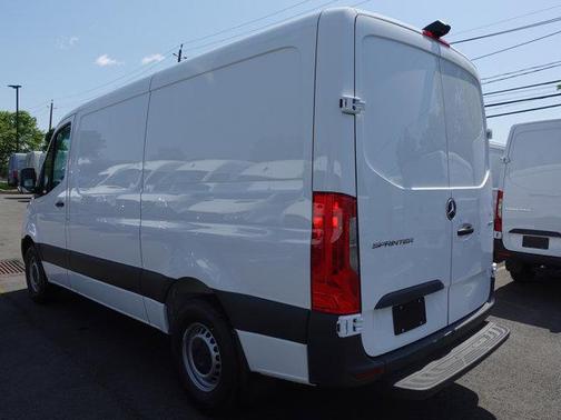 2025 Mercedes-Benz Sprinter 2500 Standard Roof