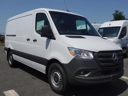 2025 Mercedes-Benz Sprinter 2500 Standard Roof