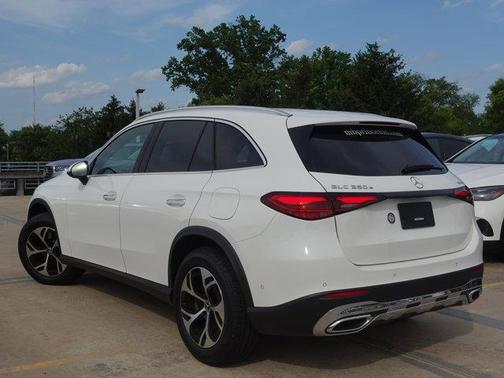 2025 Mercedes-Benz GLC 350e Base
