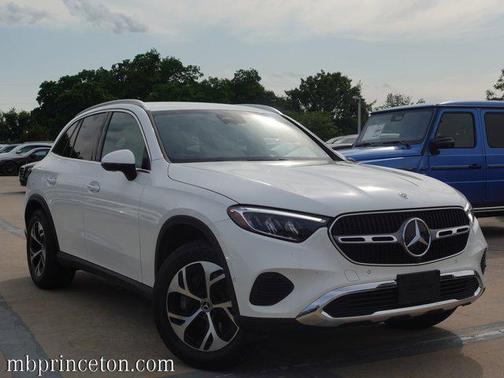2025 Mercedes-Benz GLC 350e Base