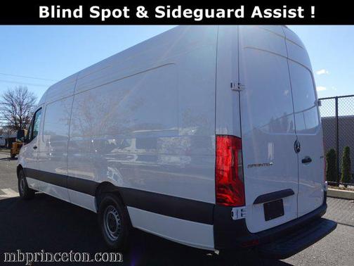 2025 Mercedes-Benz Sprinter 2500 High Roof