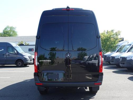2025 Mercedes-Benz Sprinter 2500 High Roof