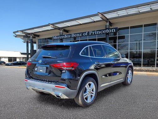 2021 Mercedes-Benz GLA 250 Base 4MATIC