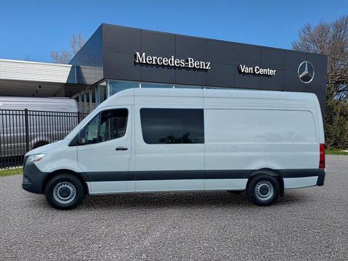 Arctic White 2026 Mercedes-Benz Sprinter 2500 High Roof