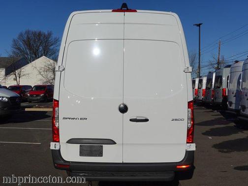 2024 Mercedes-Benz Sprinter 2500 High Roof