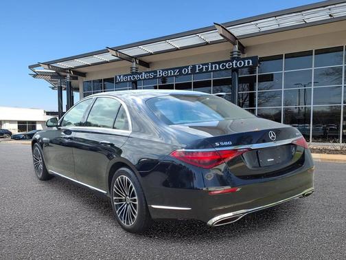 Obsidian Black Metallic 2024 Mercedes-Benz S-Class 4MATIC