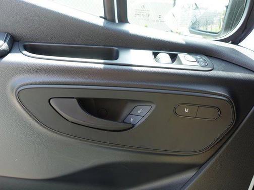 2025 Mercedes-Benz Sprinter 2500 Standard Roof