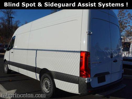 2025 Mercedes-Benz Sprinter 2500 High Roof