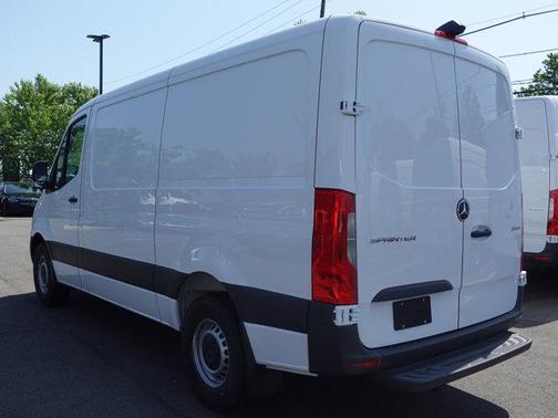 2025 Mercedes-Benz Sprinter 2500 Standard Roof