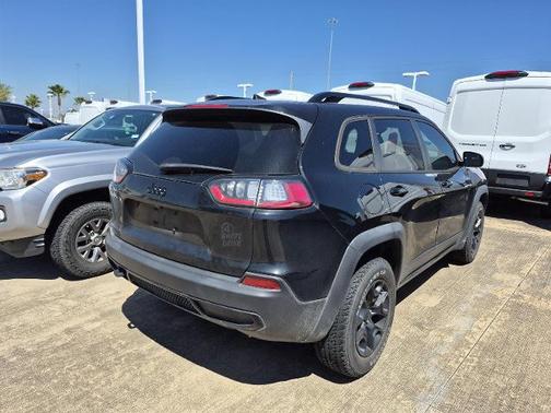 Diamond Black 2022 Jeep Cherokee X
