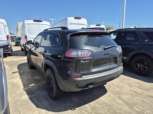 Diamond Black 2022 Jeep Cherokee X