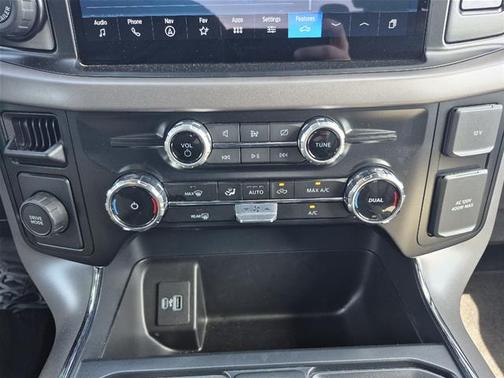 CARBONIZED GRAY METALLIC 2024 Ford F-150 XLT