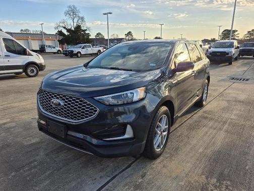 2024 Ford Edge 