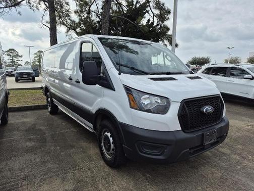 2023 Ford Transit-250 T250