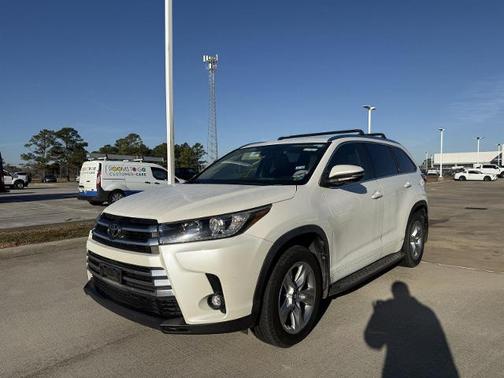 2019 Toyota Highlander LIMITED