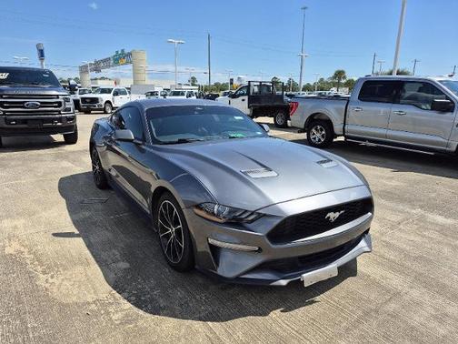 2022 Ford Mustang ECOBOOST PREMIUM