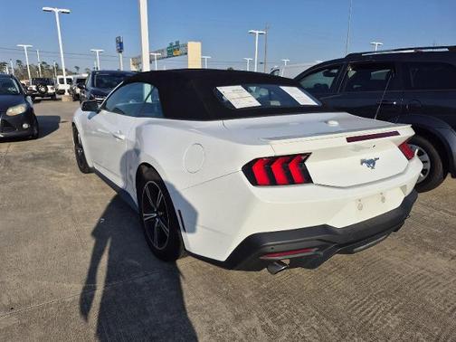 2024 Ford Mustang ECOBOOST PREMIUM