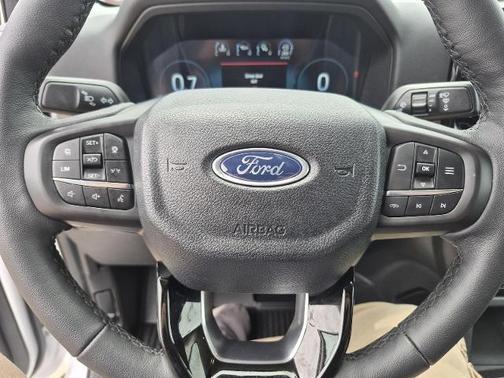 OXFORD WHITE 2025 Ford Ranger LARIAT